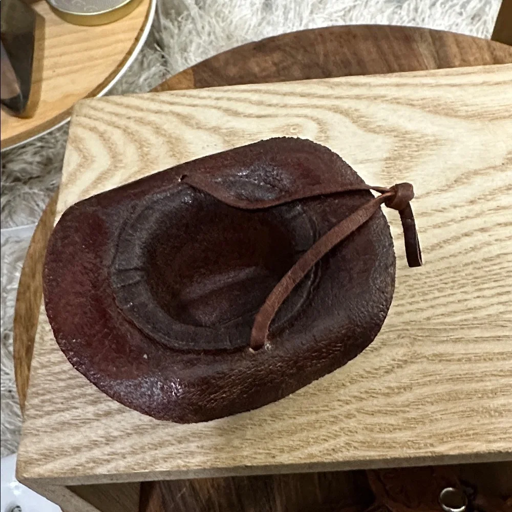Western Brown‎ Tooled Leather Cowboy Hat & Saddle Christmas Ornaments Set Of 2